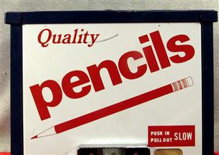 ADJUSTABLE VTG QUALITY PENCILS COIN OPERATED .25 CENT SCHOOL VENDING MACHINE